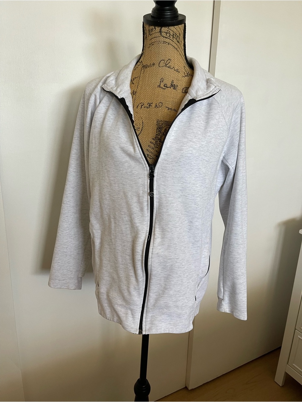 Kirkland Signature Light Gray Zip-Up Hoodie